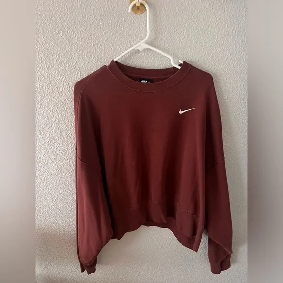 Nike Crew Size M - Picture 1 of 2